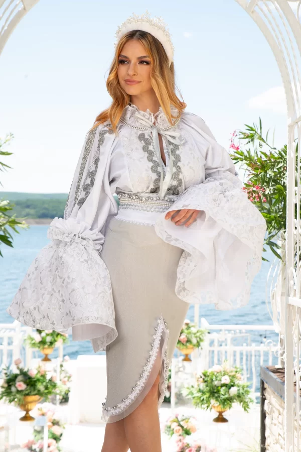 Fusta eleganta argintie conica decorata cu perle Legendaria by Venezia 7