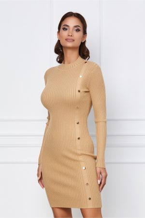 Rochie Clara camel din tricot reiat cu nasturi decorativi 1