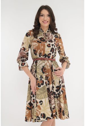 Rochie clos cu animal print si cu o curea maro in talie 1