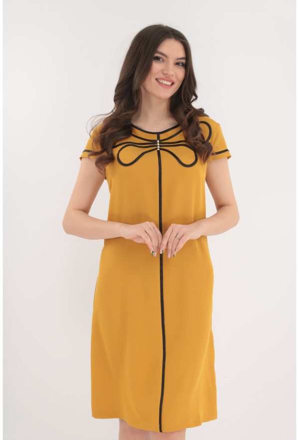 Rochie evazata mustar accesorizata cu banda satinata neagra 1
