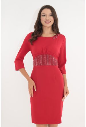 Rochie rosie cu insertii din brocart in talie 1