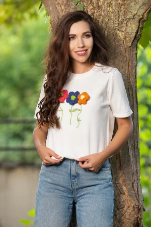 Bluza casual chic alba cu flori 3D brodate