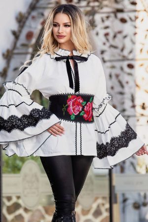Bluza tip ie alba traditionala cu insertii din dantela
