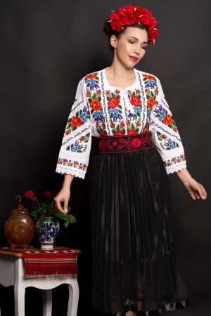 Brau traditional dama Madalina cu broderie florala rosie