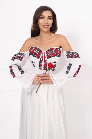 Corset traditional alb brodat cu model geometric inspirat din portul popular