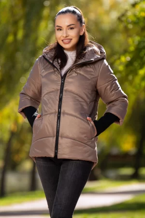 Geaca dama matlasata cappuccino Denisa cu mansete din tricot si gluga