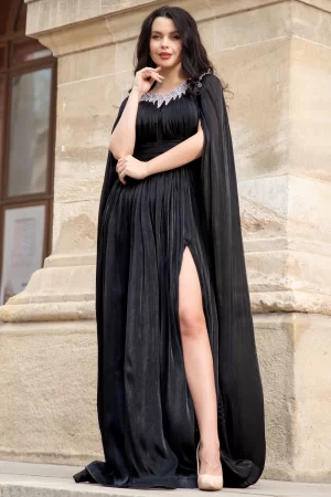 Rochie de seara neagra eleganta Anubis cu maneci trena si aplicatii pretioase