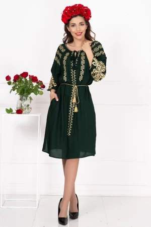 Rochie traditionala din vascoza verde Ecaterina cu broderie bej
