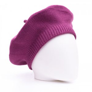 Bereta mov zmeura cu model tricotaj simplu cu clini, din lana