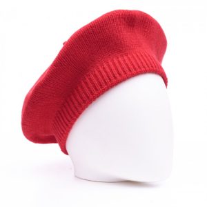 Bereta rosie cu model tricotaj simplu cu clini, din lana