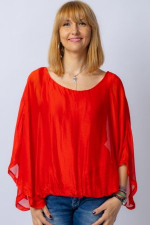Bluza rosie din matase si vascoza cu maneca fluture