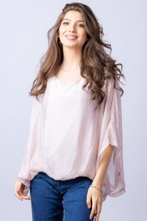 Bluza roz diafan din matase si vascoza cu maneca fluture