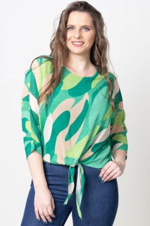 Bluza lejera cu imprimeu abstract verde si nod frontal