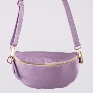 Borseta din piele naturala cu fermoar si bareta reglabila, mov deschis