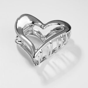 Clama par metalica in forma de inima, argintie