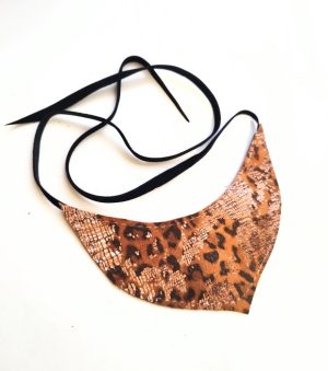 Colier animal print cu reflexii Gold, din piele naturala, spirit festiv ,unicat