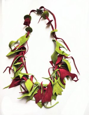 Colier asimetric din piele naturala, verde olive si bordo