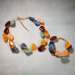 Set colier cu bratara cu elemente colorate pe fire fine aurii