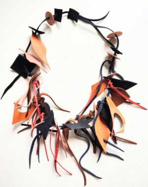 Colier din piele naturala, asimetric,portocaliu ,unicat