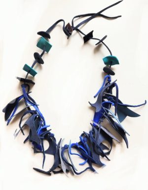Colier handmade  din piele naturala, asimetric, nuante albastru bleumarin  ,unicat