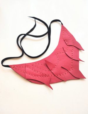 Colier statement din piele naturala rosie