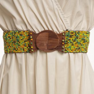 Curea elastica cu margelute din sticla verde, portocalii si galbene, catarama din lemn natural