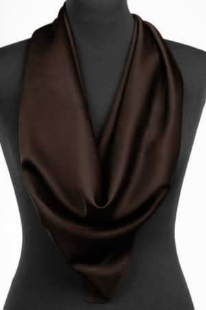 Esarfa maro inchis, patrata, din vascoza si matase