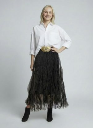 Fusta lunga, ampla, creponata, din tul cu captuseala, neagra