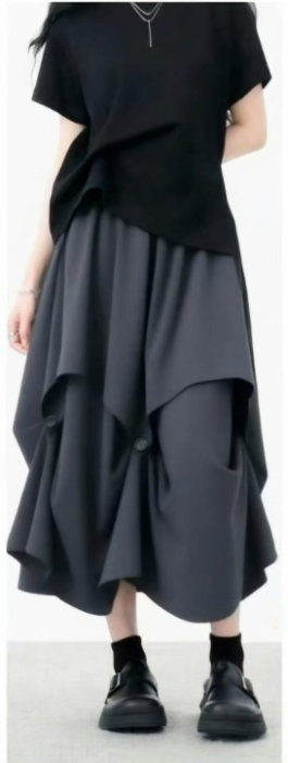 Fusta midi arhitecturala cu drapaje, gri