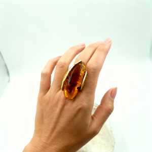 Inel dama reglabil cu element decorativ efect chihlimbar