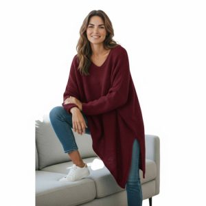 Pulover pufos bordo, oversize cu colt si decolteu in V